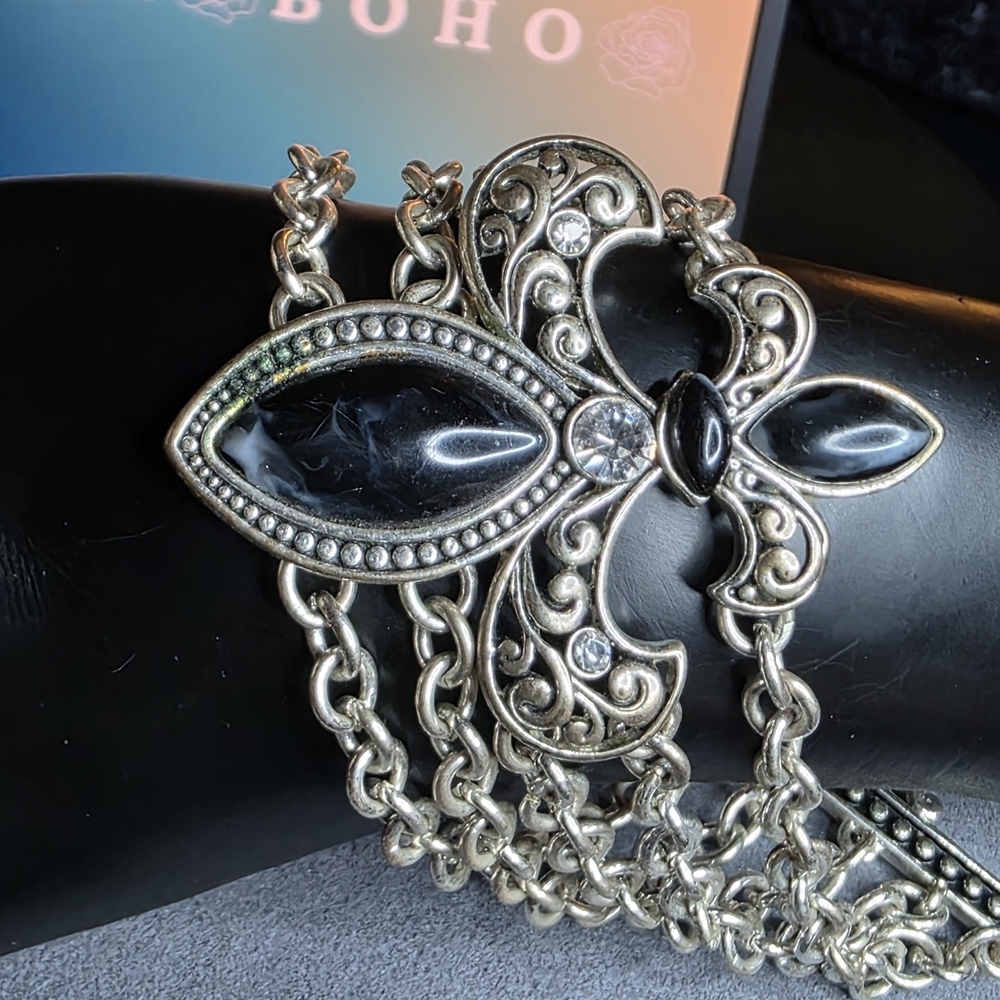 Vintage Black Glass Multi-Chain Bracelet Silver Tone Filigree Accent Black - Picture 3 of 5